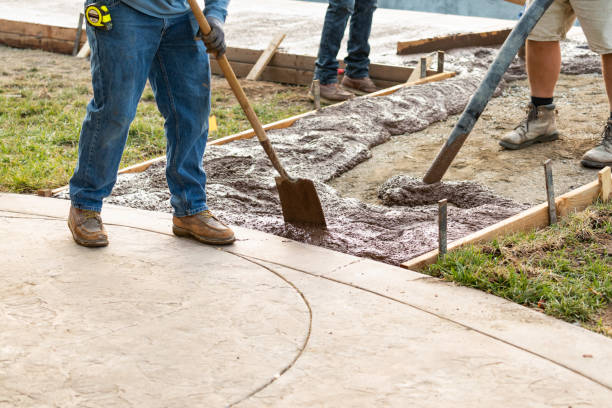Best Concrete Driveway Installation in Freeport, TX